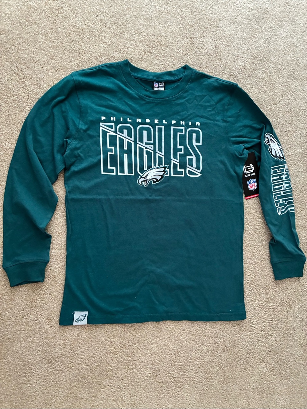Philadelphia Eagles Long Sleeve Tee - Green with White Graphics
